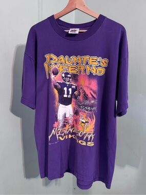 Vintage Purple "Daunte's Inferno" Minnesota Vikings Graphic Tee